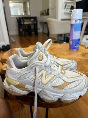 New Balance Kids White & Gold Chunky Sneaker